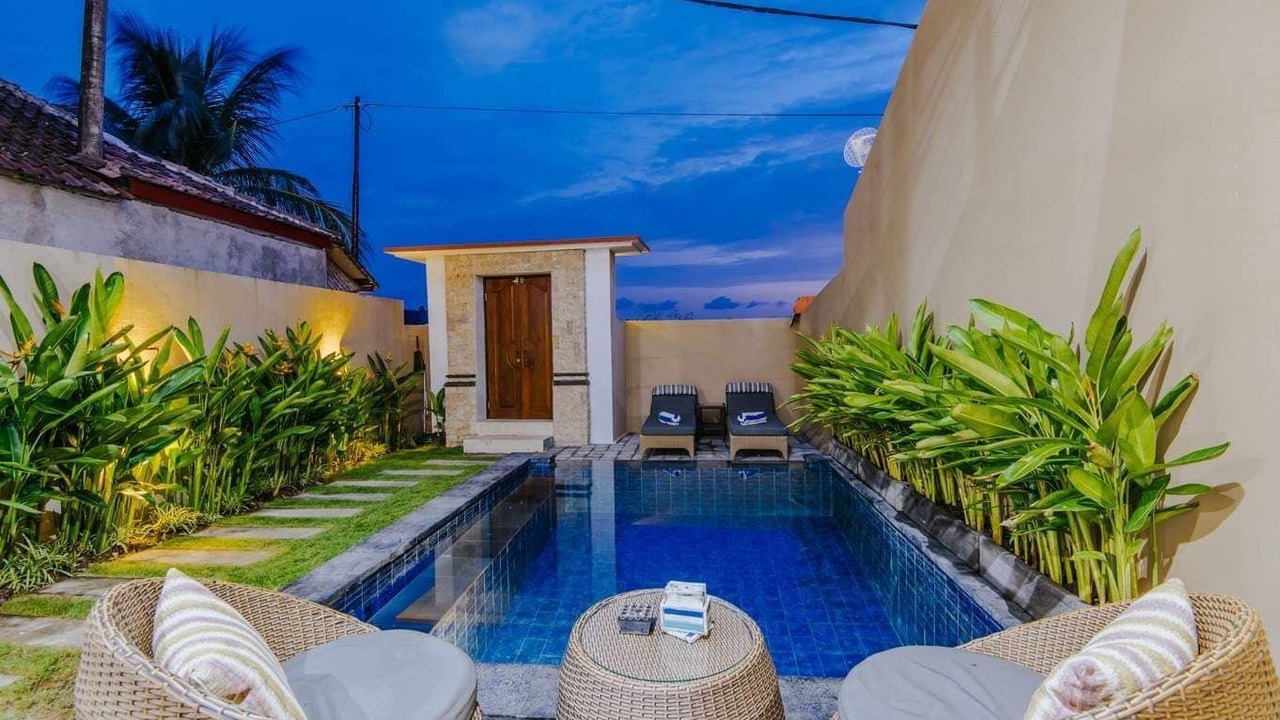 Photo of Outdoor in Mushroom Bay