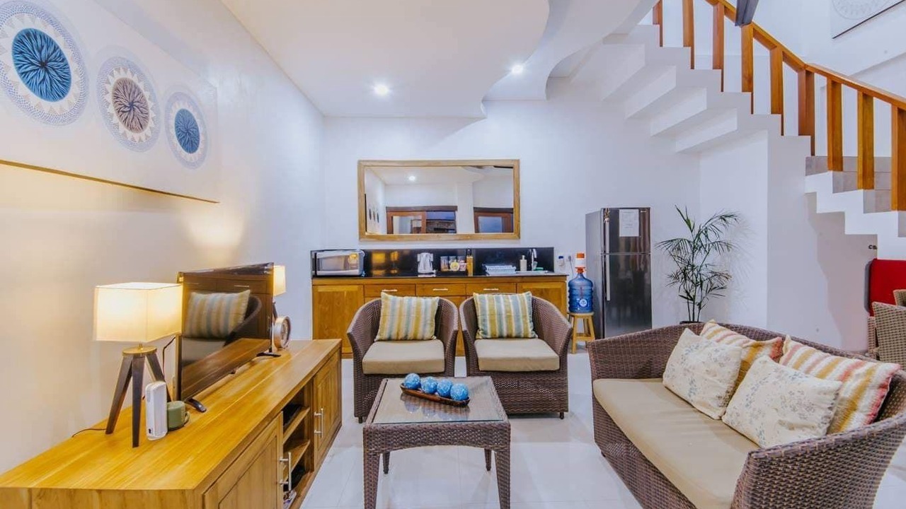 Photo of Others in Mushroom Bay