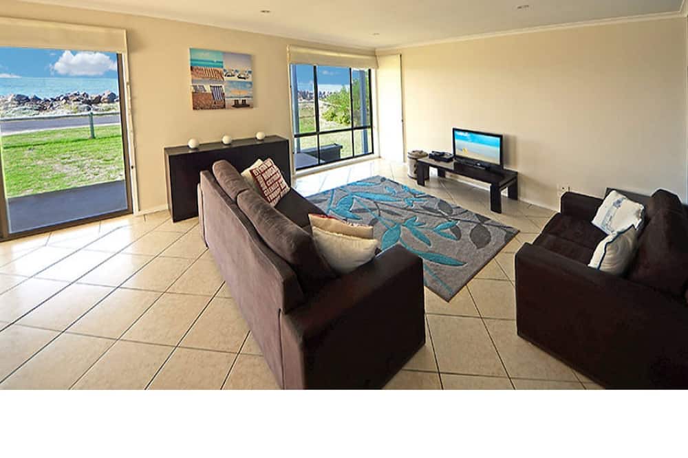 Photo of Livingroom in Allestree