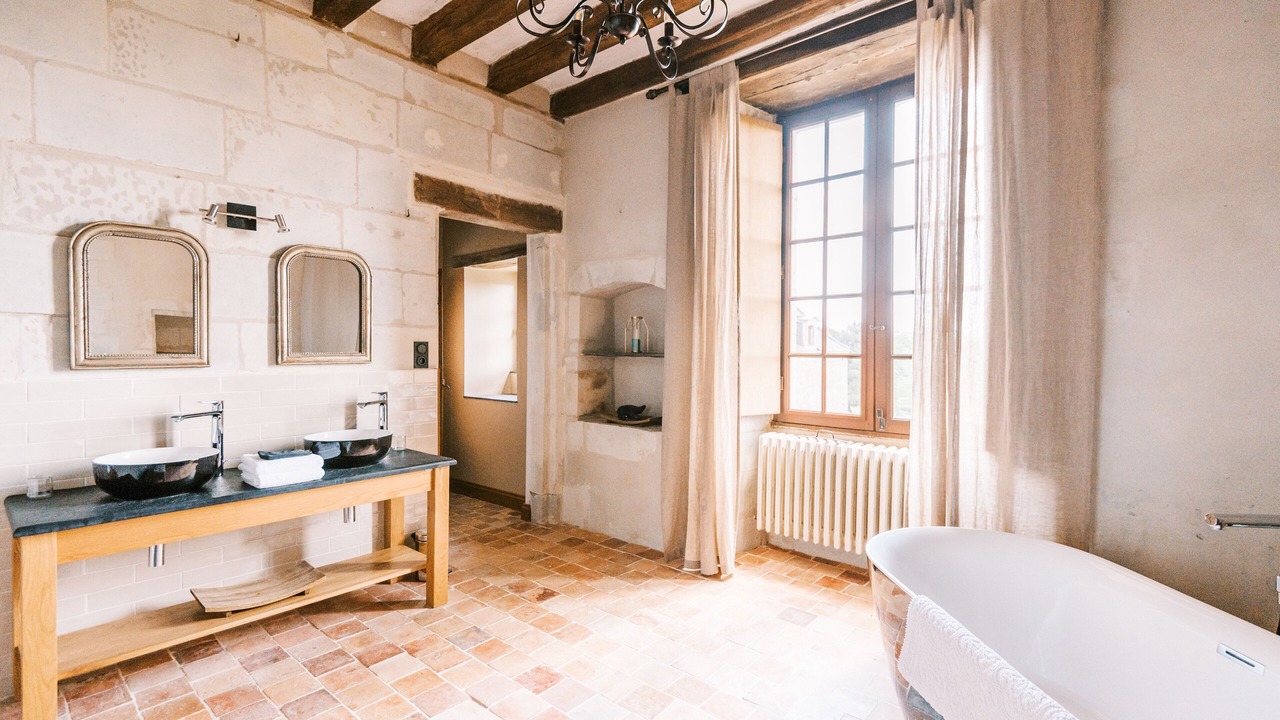 Photo of Bathroom in Blaison-Gohier