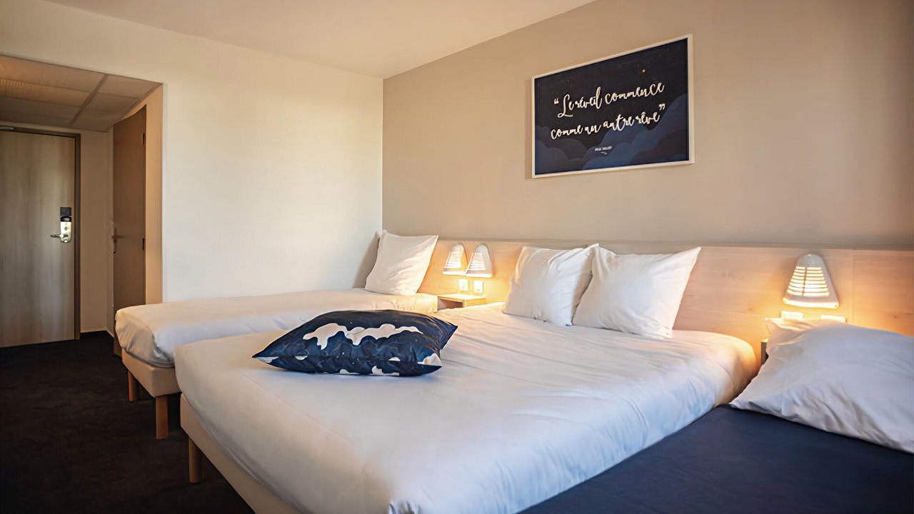 Photo of Bedroom in Saint-Saturnin