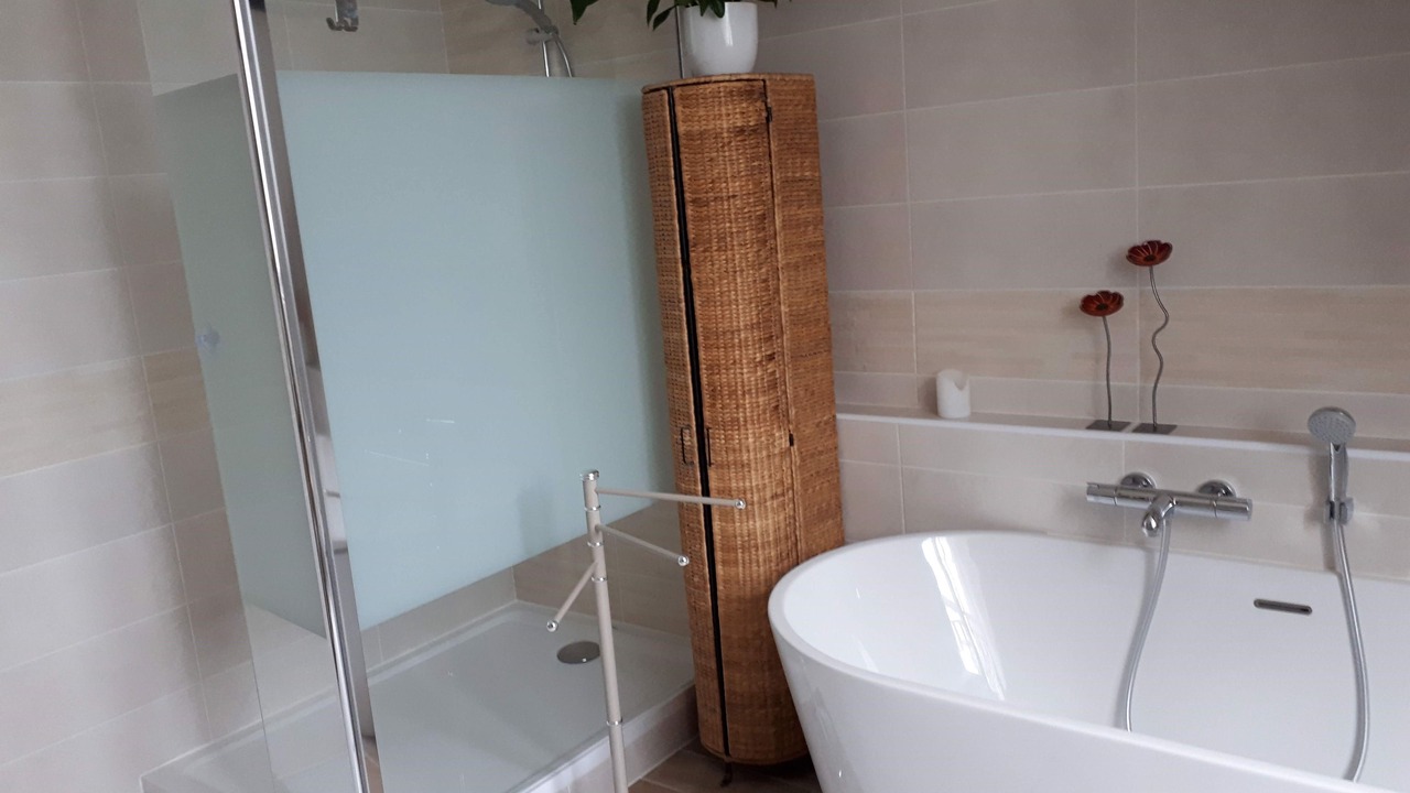 Photo of Bathroom in Limetz-Villez