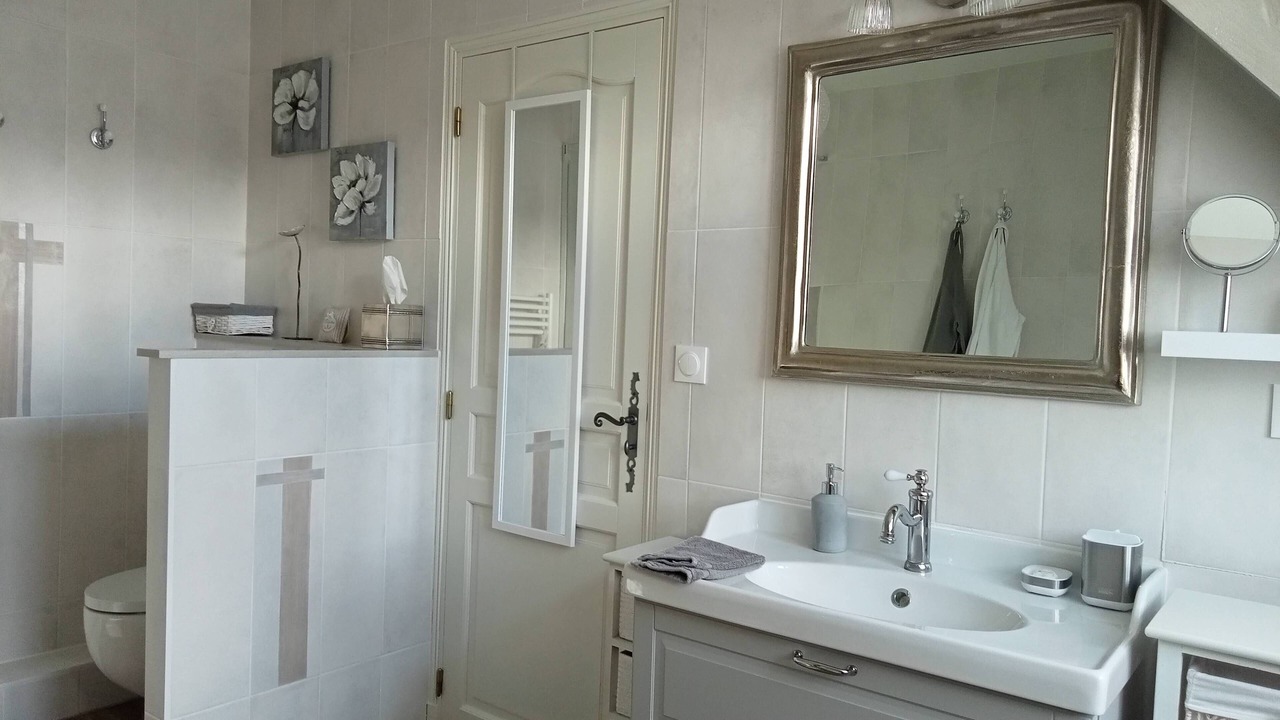 Photo of Bathroom in Limetz-Villez