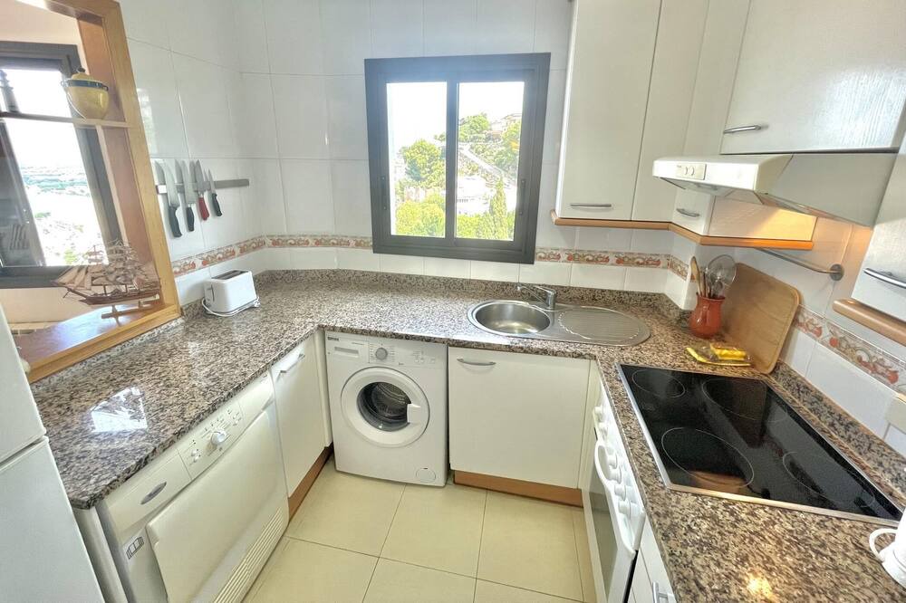 Photo of Kitchen in Roses Town Center