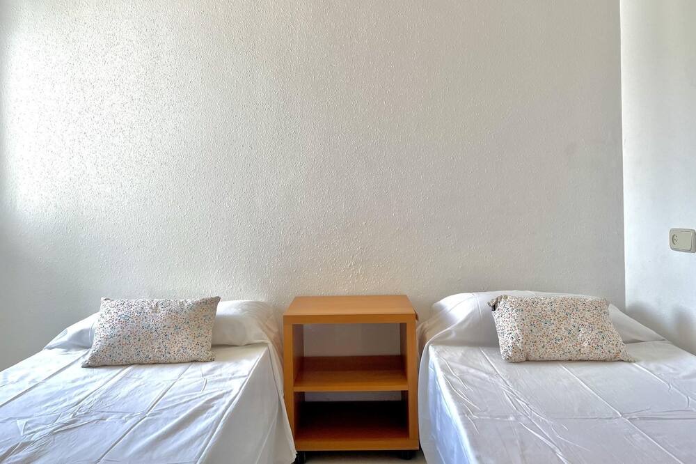 Photo of Bedroom in Roses Town Center