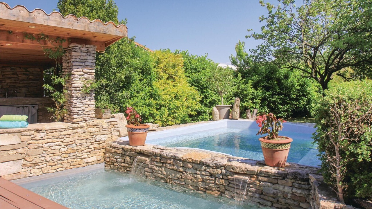 Photo of Outdoor in Saint-Paul-Trois-Chateaux