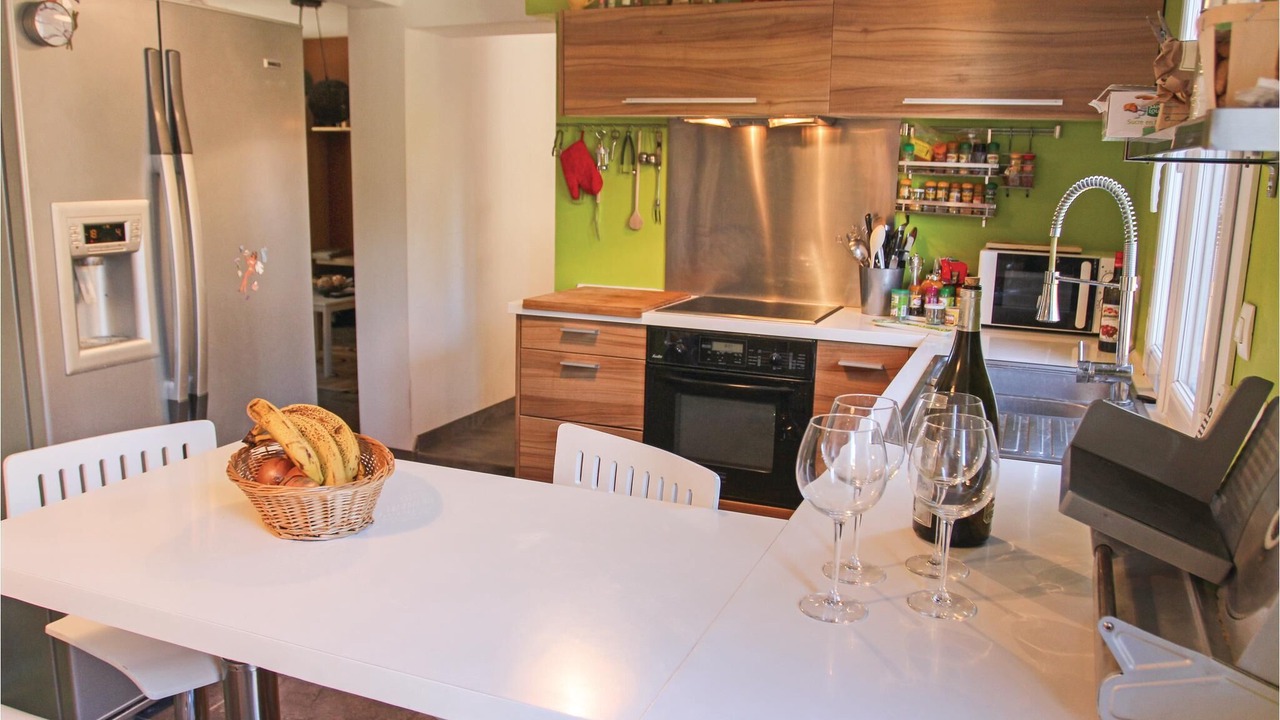 Photo of Kitchen in Saint-Paul-Trois-Chateaux