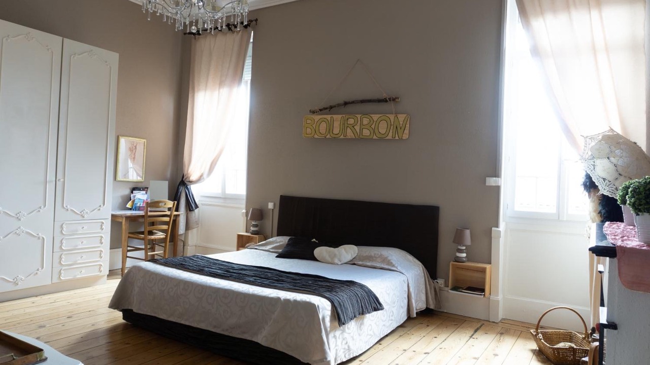 Photo of Bedroom in Montauban
