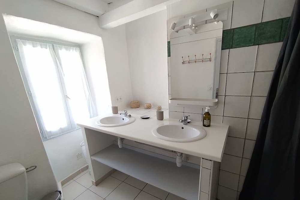 Photo of Bathroom in Les Assions
