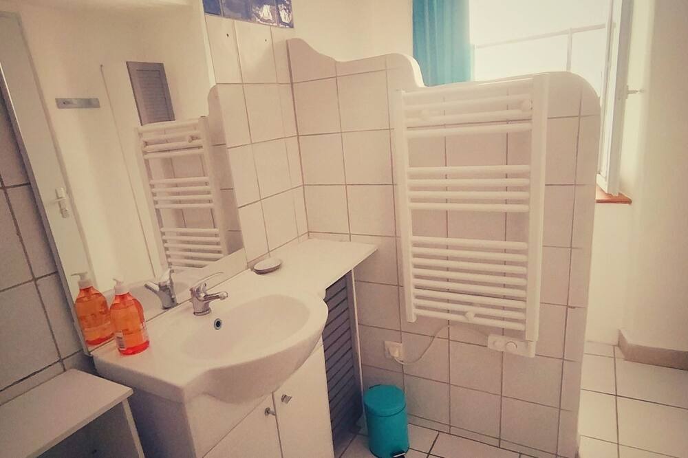 Photo of Bathroom in Les Assions