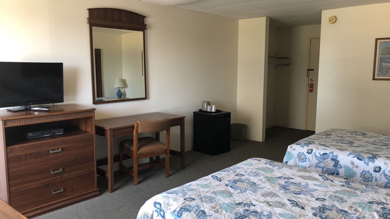 Photo of Bedroom in Belmar