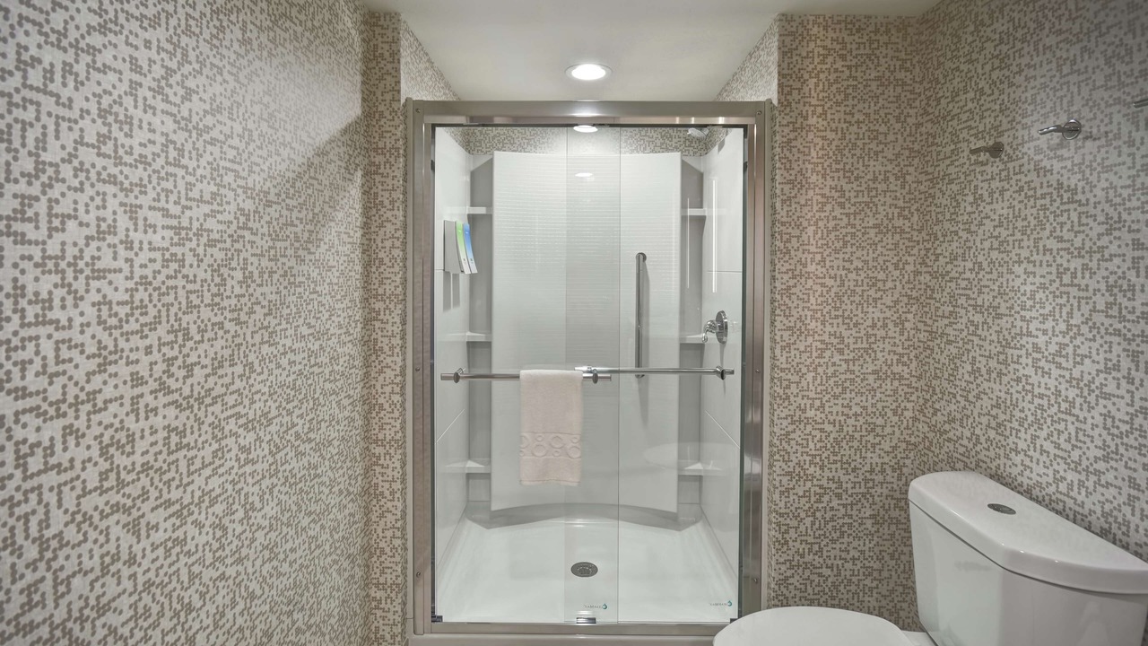 Photo of Bathroom in Frankfort