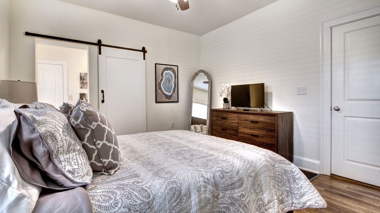 Photo of Others in Edgewood