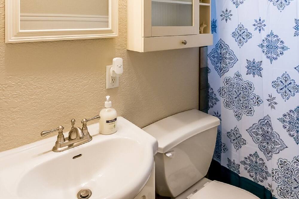 Photo of Bathroom in Fort Wayne