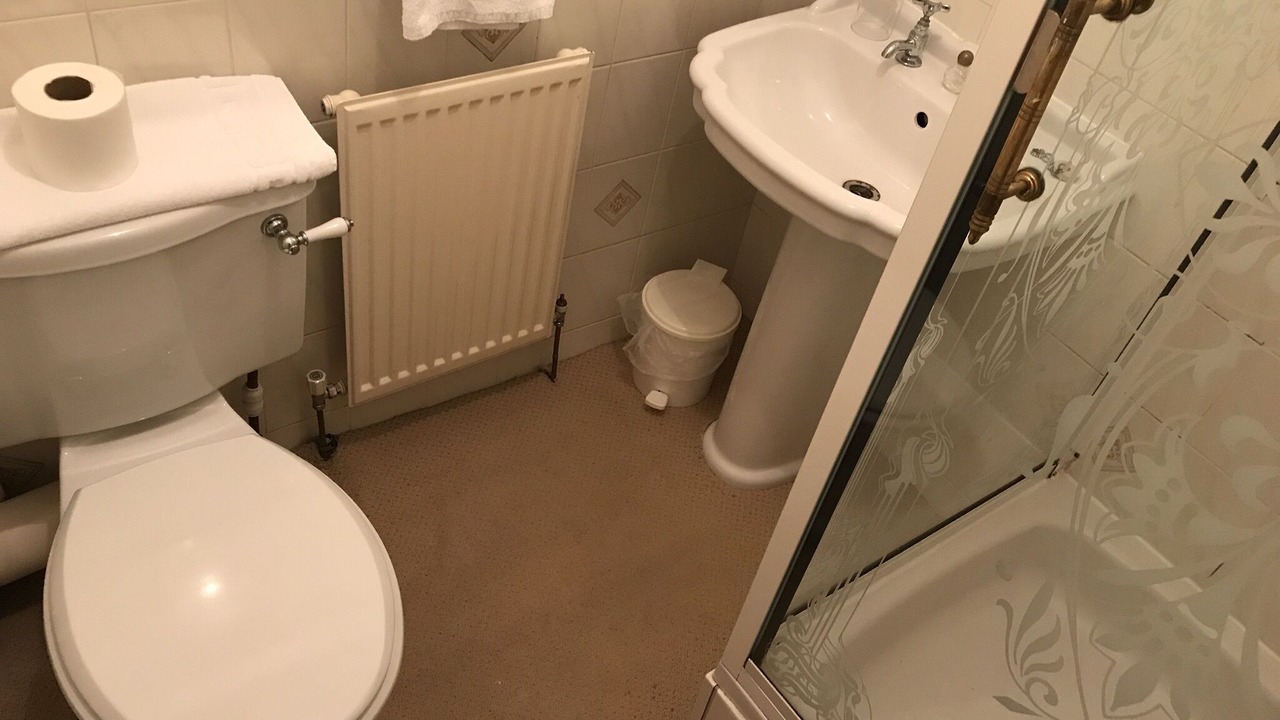 Photo of Bathroom in Eyam