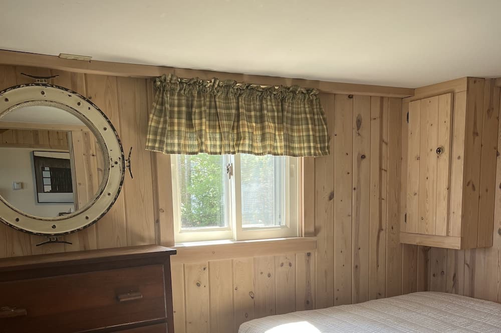 Photo of Bedroom in Rogers City