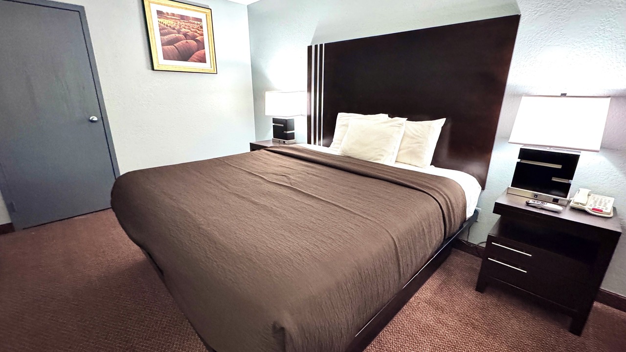 Photo of Bedroom in Owensville