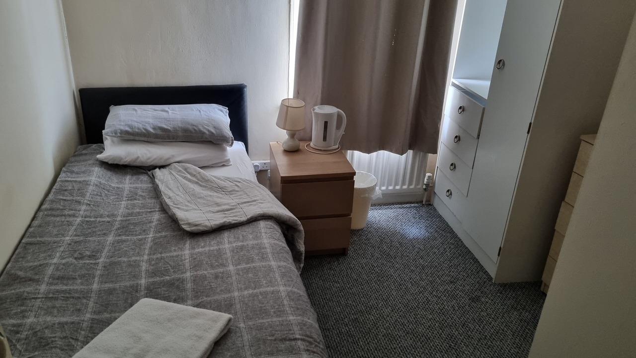 Photo of Bedroom in Gravesend