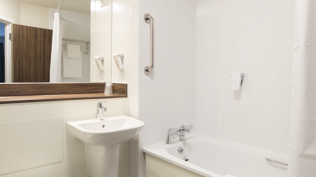 Photo of Others in Ebbsfleet Valley