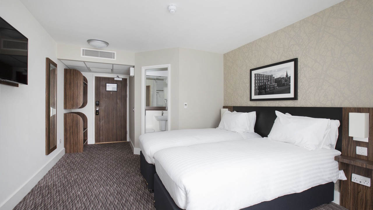 Photo of Others in Ebbsfleet Valley