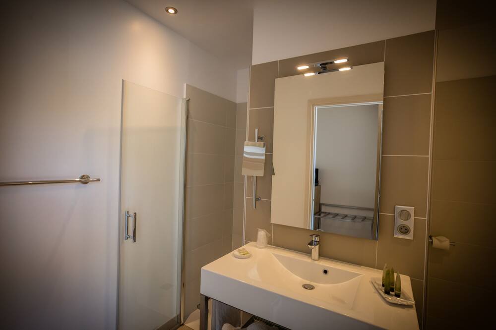 Photo of Bathroom in Meze