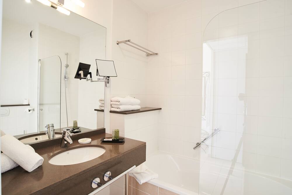 Photo of Bathroom in Meze