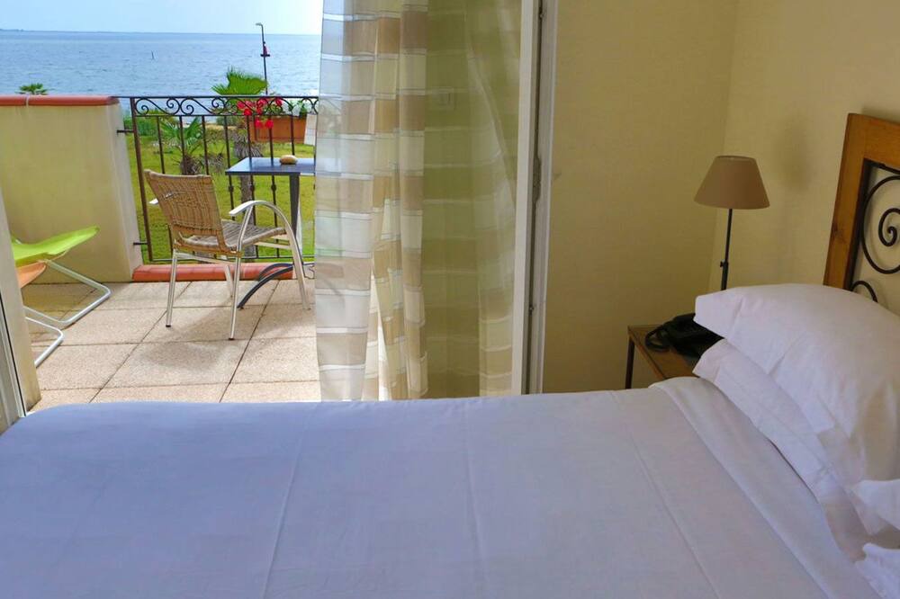 Photo of Bedroom in Meze