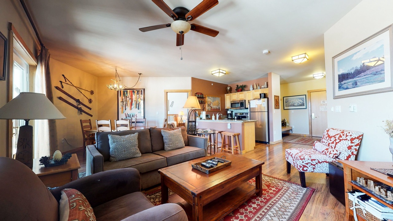 Photo of Livingroom in Mammoth Lakes