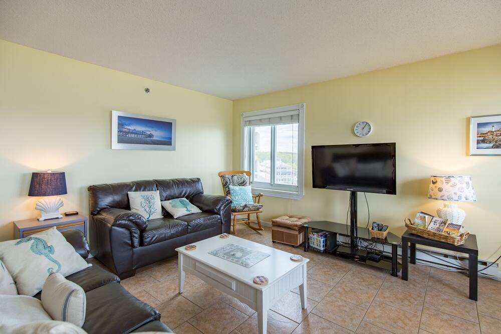 Photo of Livingroom in Old Orchard Beach