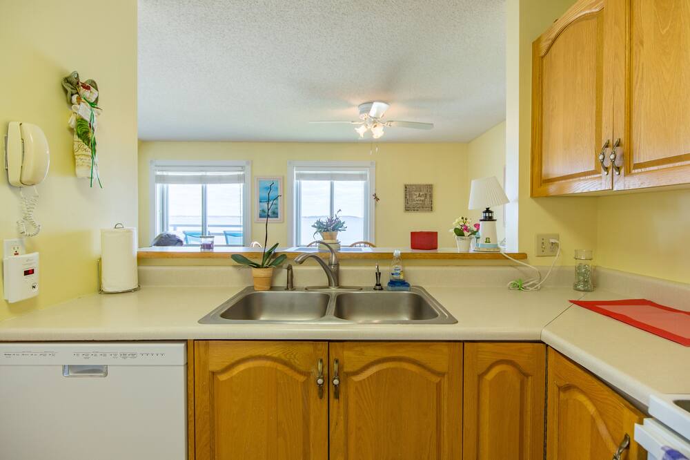 Photo of Kitchen in Old Orchard Beach