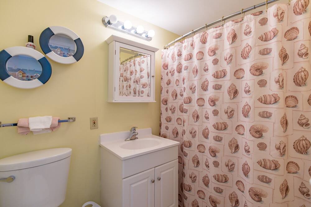 Photo of Bathroom in Old Orchard Beach
