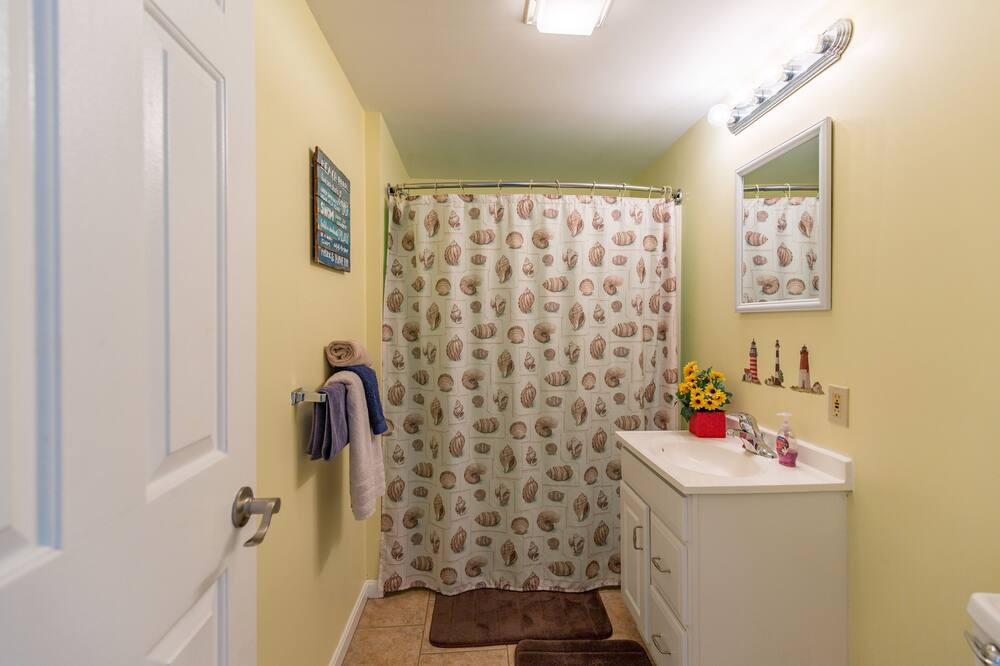 Photo of Bathroom in Old Orchard Beach