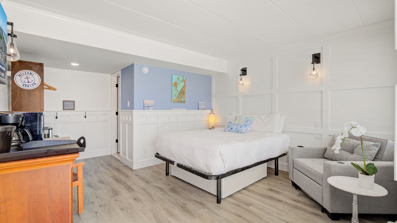 Photo of Others in Avalon