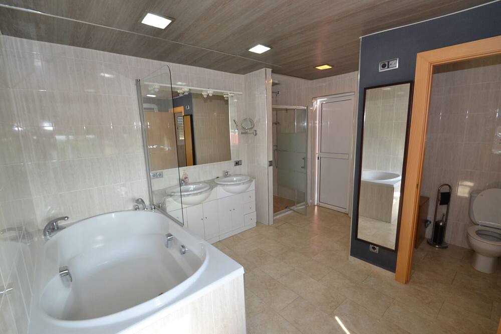 Photo of Bathroom in Cambrils