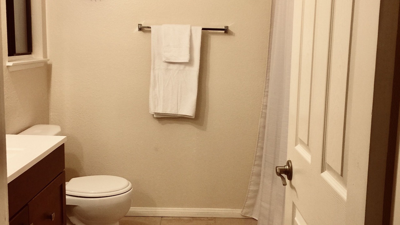 Photo of Bathroom in Palmdale