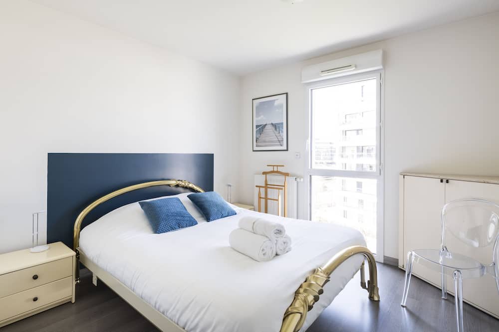 Photo of Bedroom in Bourg-l'Eveque