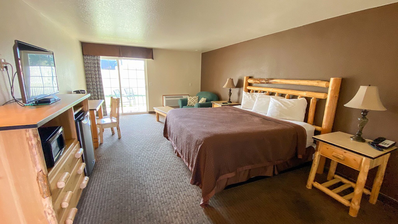 Photo of Others in Sisters