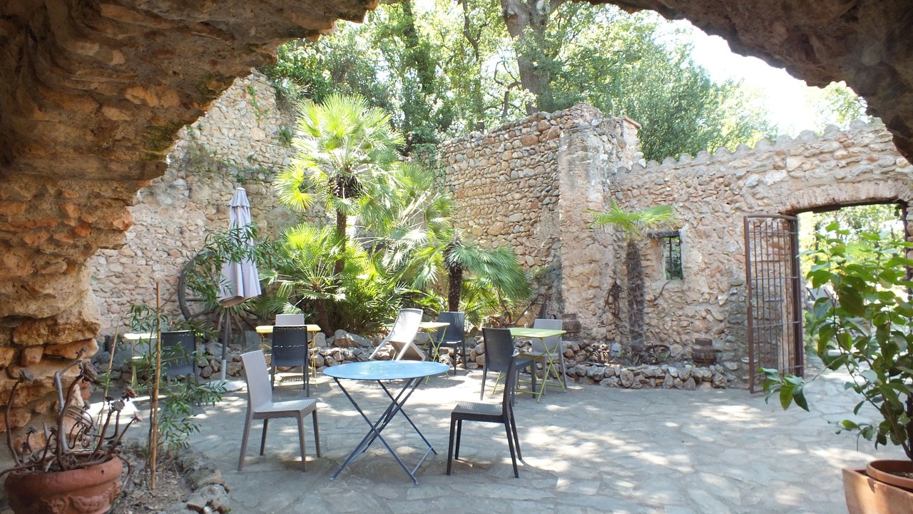 Photo of Outdoor in Thuir