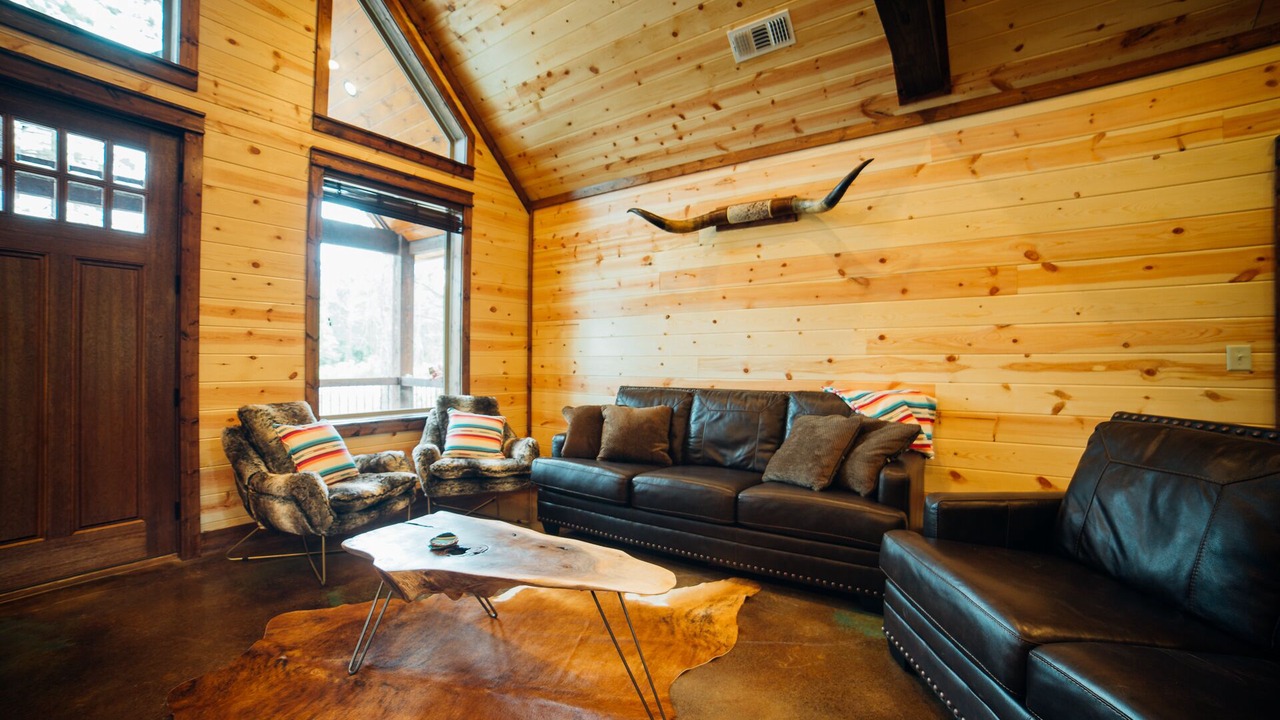Photo of Livingroom in Hochatown