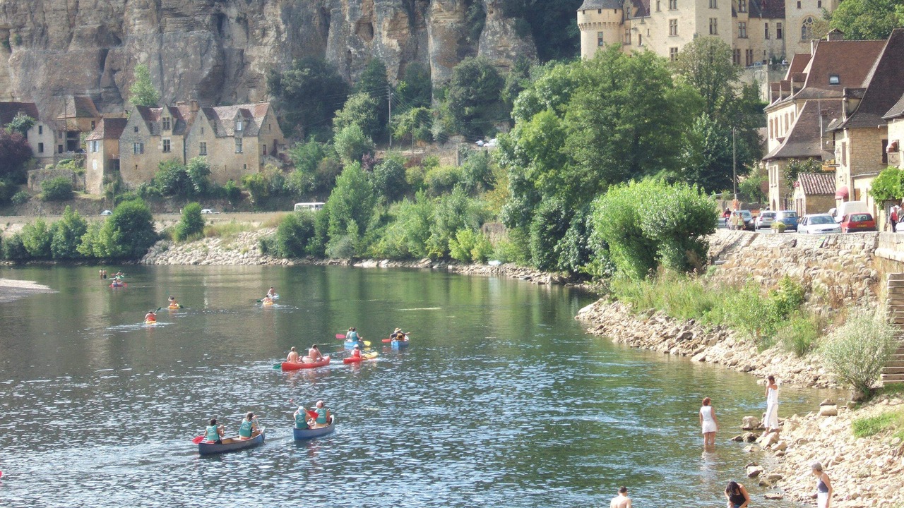 Photo of Others in Blanquefort-sur-Briolance