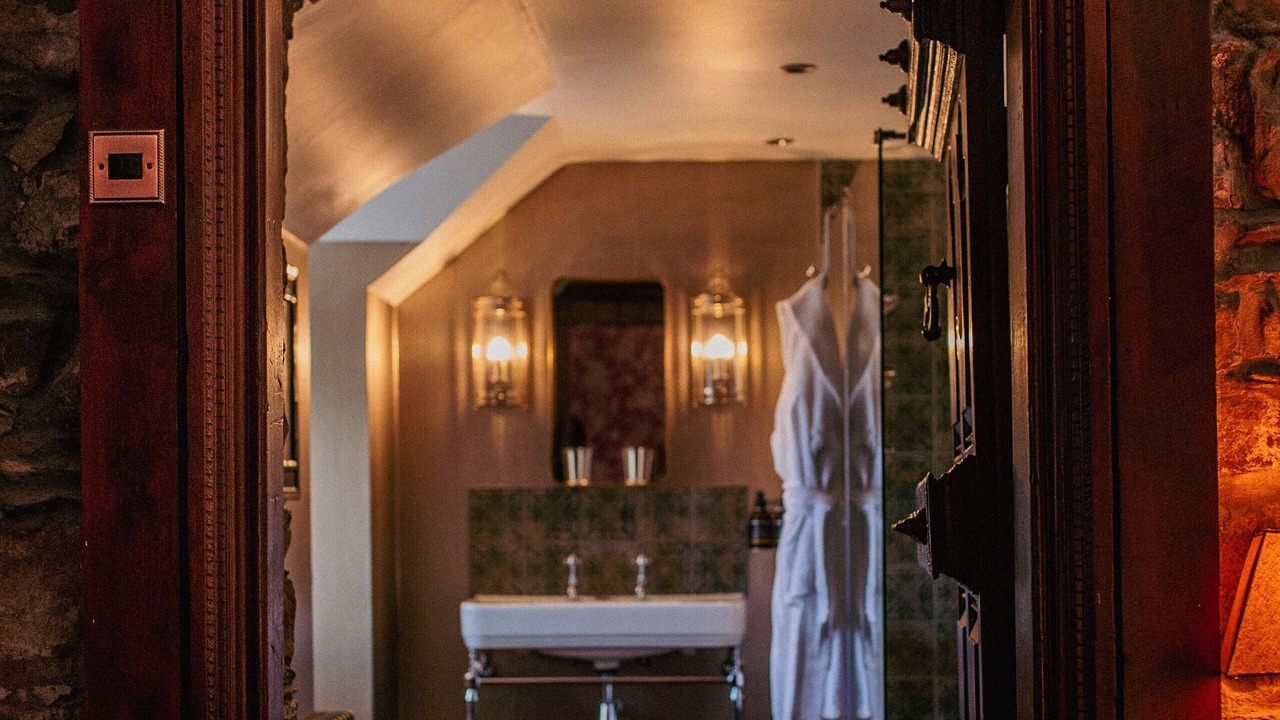 Photo of Bathroom in Inveraray