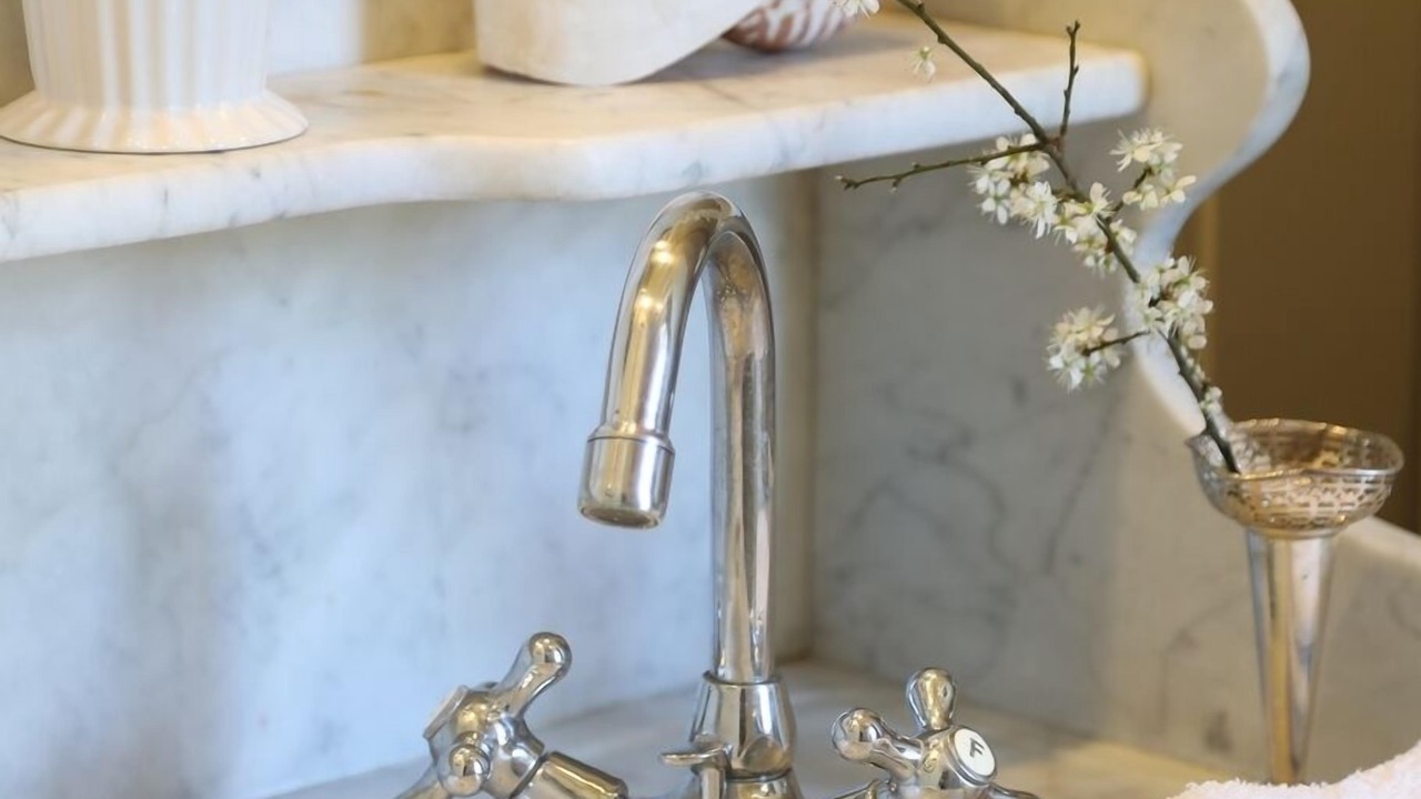 Photo of Bathroom in Saint-Paterne-Racan