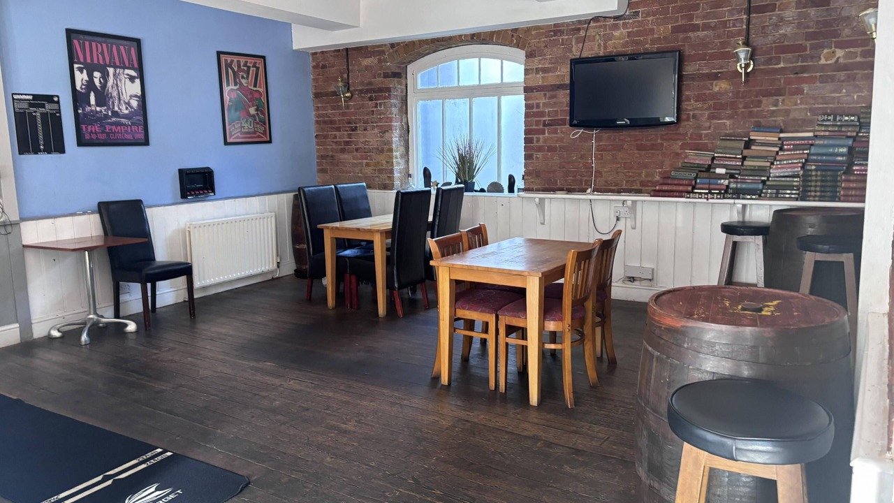 Photo of Others in Sandwich