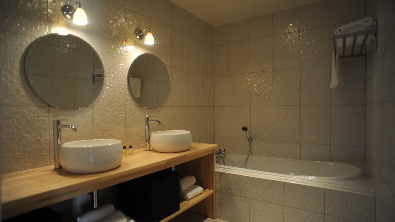 Photo of Bathroom in Marseillan