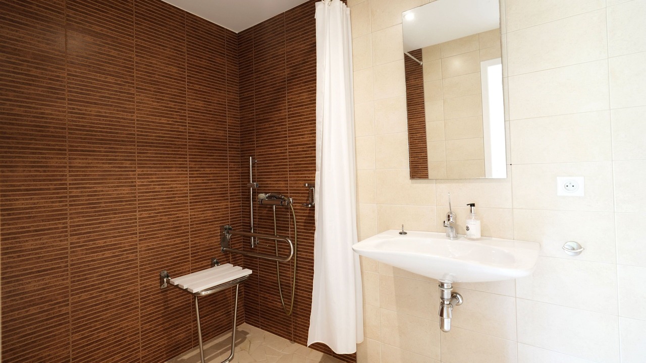 Photo of Bathroom in Froideterre