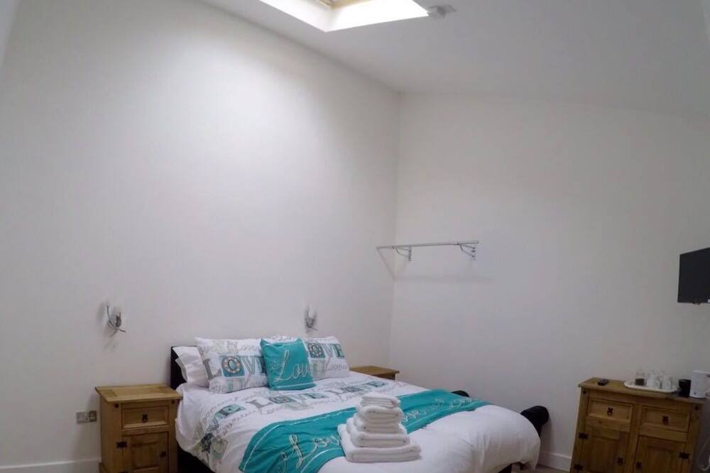 Photo of Others in Camberley