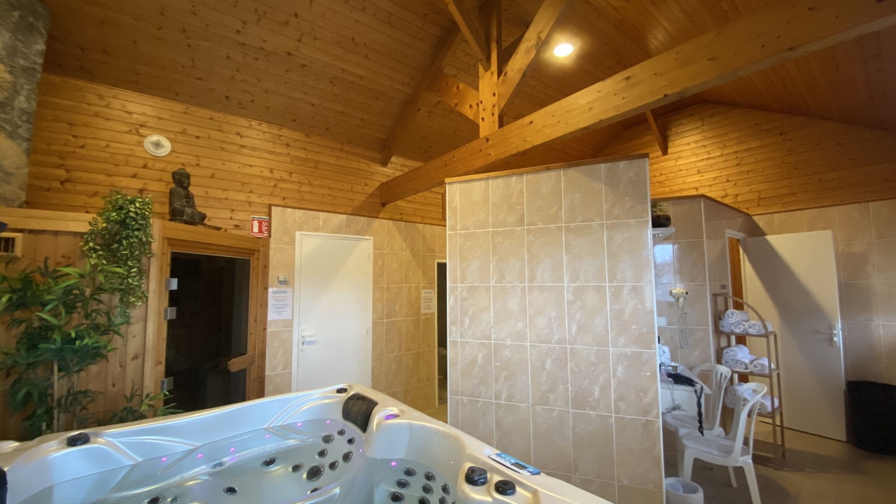 Photo of Others in La Riviere-Saint-Sauveur