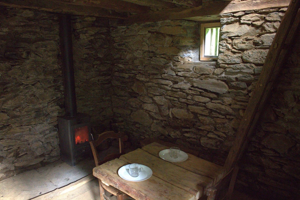 Photo of Others in Sentein