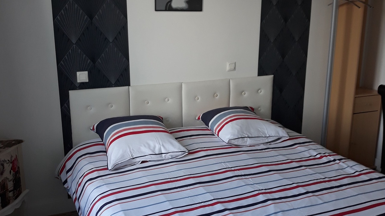 Photo of Bedroom in Sainte-Gauburge-Sainte-Colombe