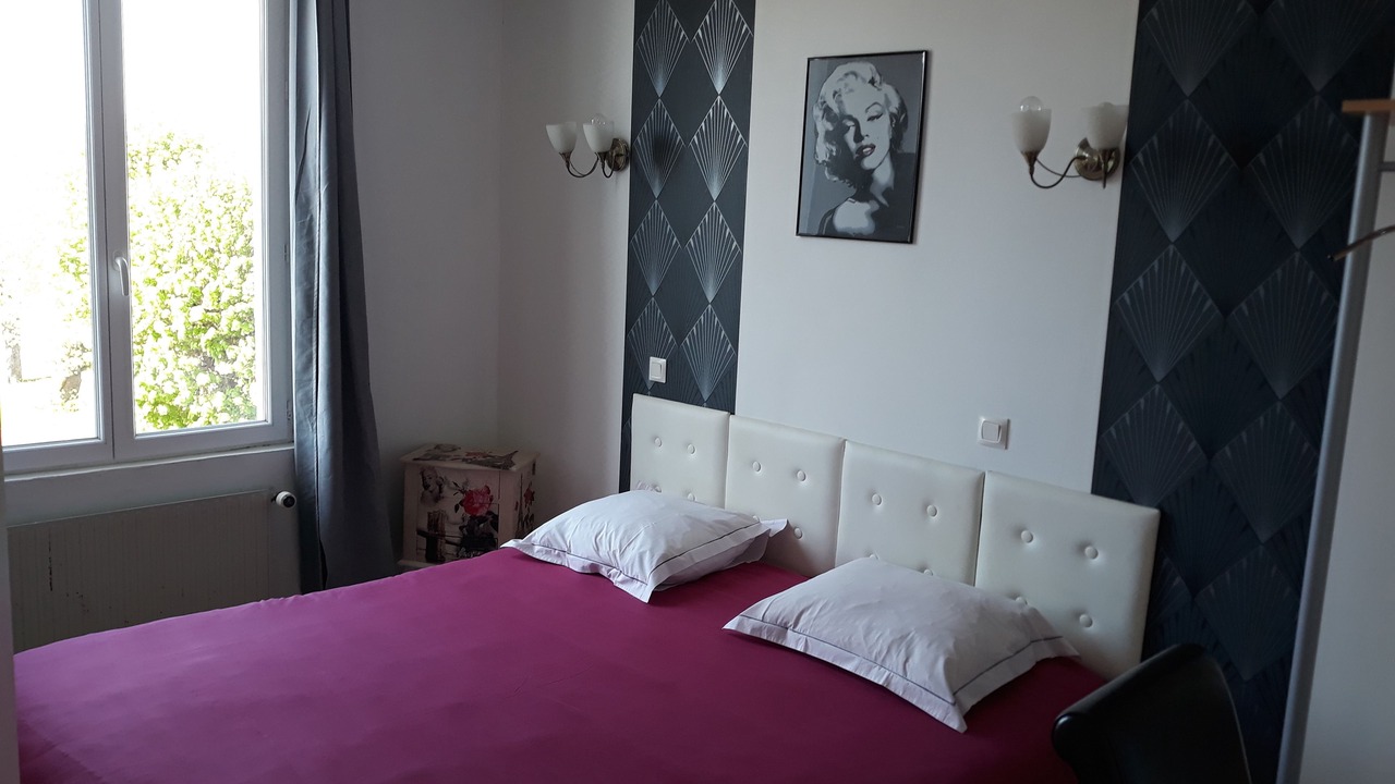 Photo of Bedroom in Sainte-Gauburge-Sainte-Colombe